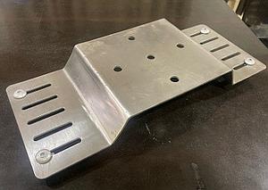 UNIVERSAL ANCHORAGE ROOF PLATE WITH RIVETS